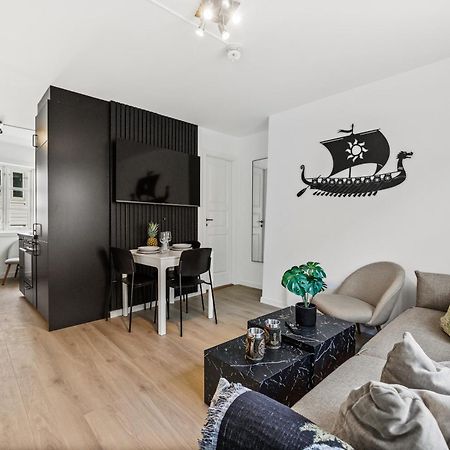 Homerentals Apartments - Behind Bryggen & Historic Cobblestone Streets - 2 Floor Renovated From February 2025 Bergen Exteriér fotografie
