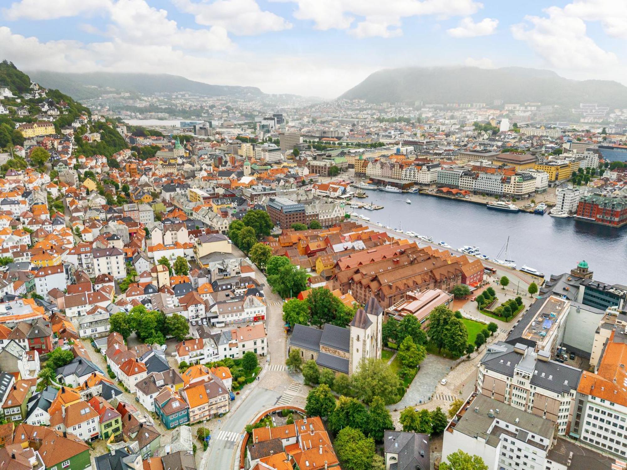 Homerentals Apartments - Behind Bryggen & Historic Cobblestone Streets - 2 Floor Renovated From February 2025 Bergen Exteriér fotografie