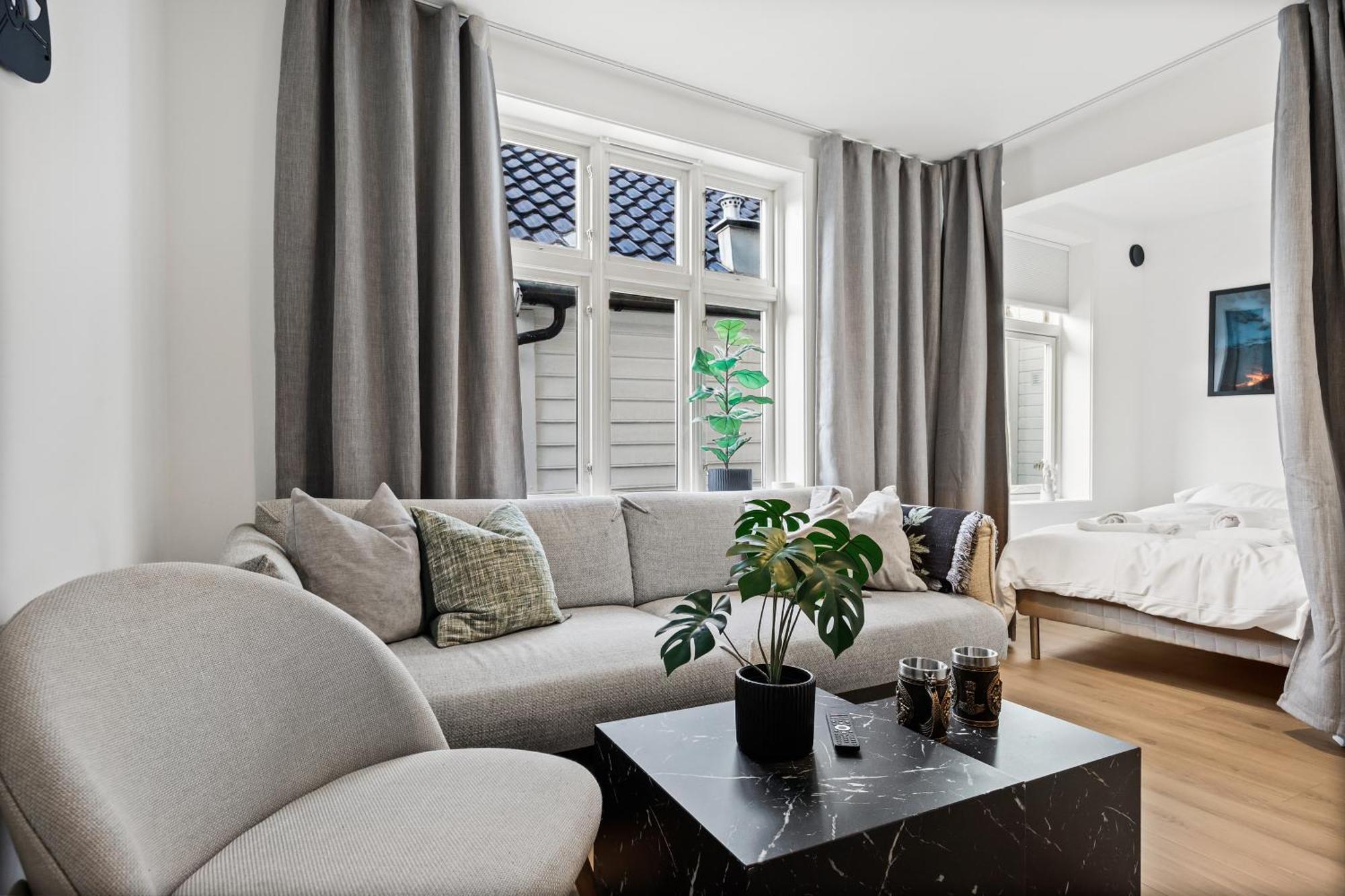 Homerentals Apartments - Behind Bryggen & Historic Cobblestone Streets - 2 Floor Renovated From February 2025 Bergen Exteriér fotografie
